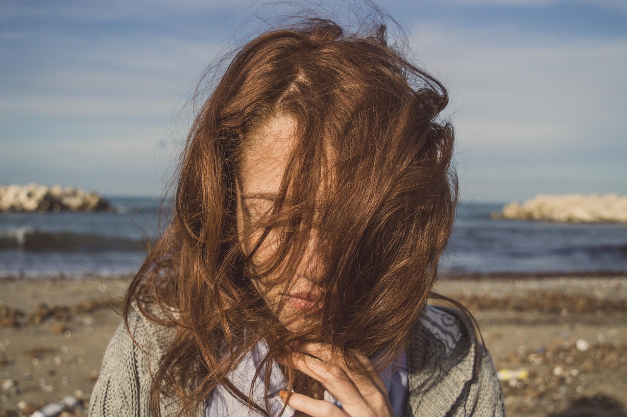 Sommersprossen und Pigmentflecken behandeln