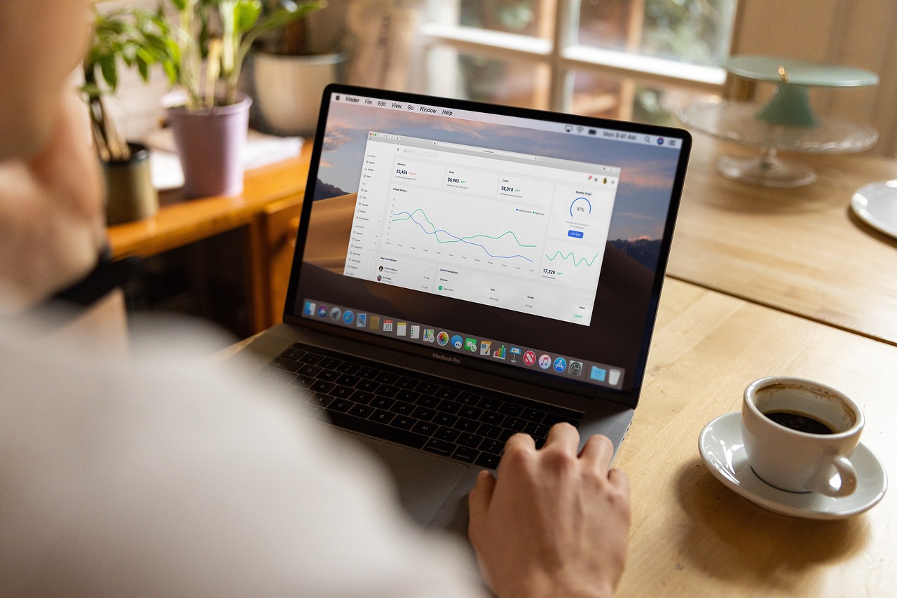 entdecken sie die vorteile der remote-arbeit: flexibilität, effizienz und ein besseres gleichgewicht zwischen berufs- und privatleben. erfahren sie, wie das arbeiten von zu hause aus ihre produktivität steigern kann und welche tools ihnen dabei helfen.